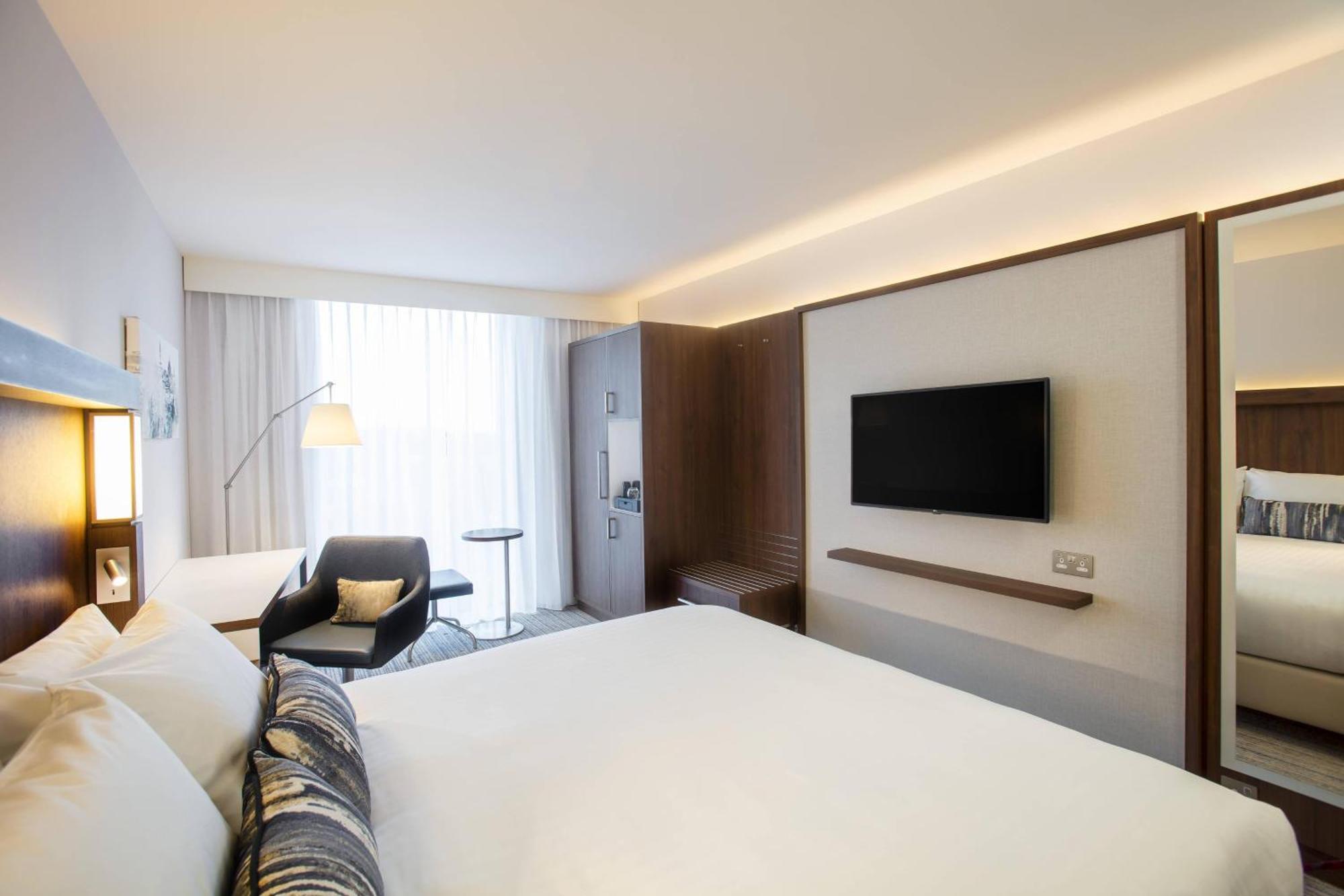 Courtyard By Marriott Edinburgh West Hotel Kültér fotó