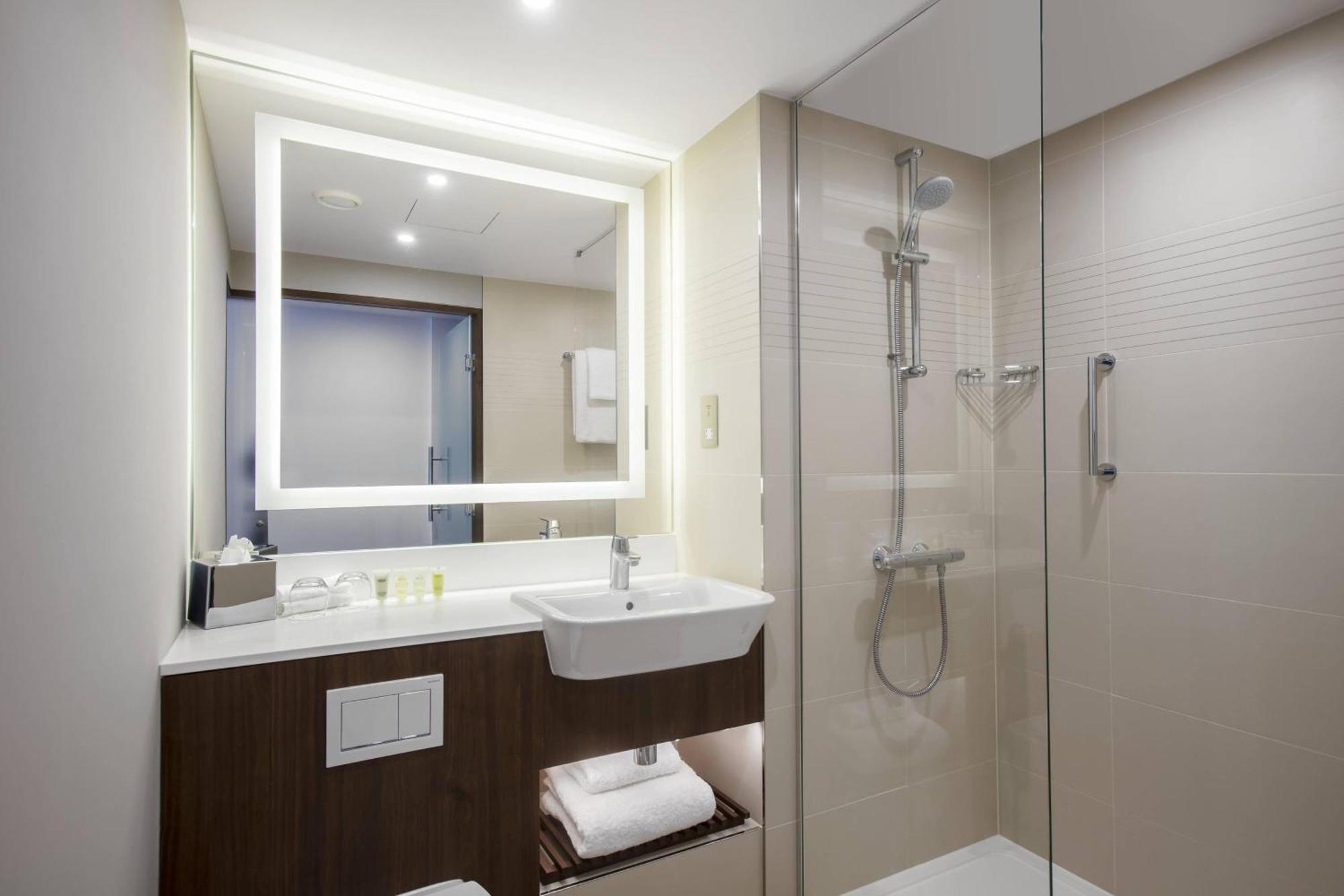 Courtyard By Marriott Edinburgh West Hotel Kültér fotó